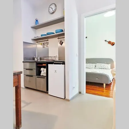 Jazzino Apartment